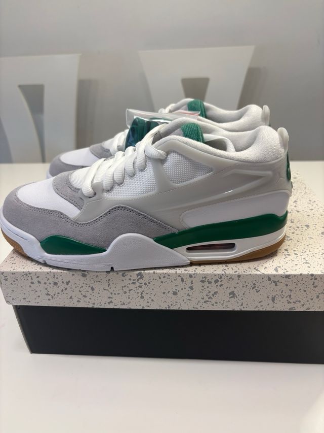 Air Jordan 4 RM Talla 43