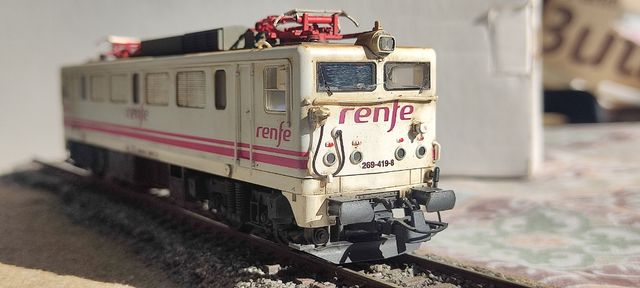 Locomotora Renfe H0 269