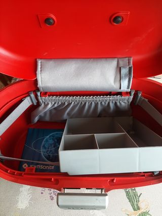 Neceser rigido Samsonite Rojo