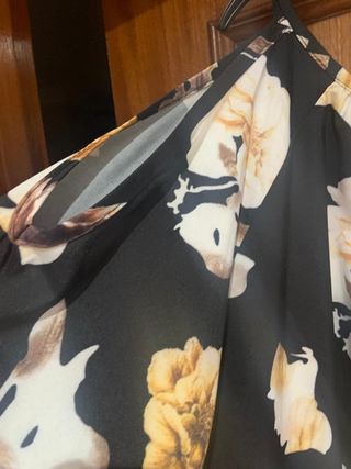 Vestido flores negro y multicolor