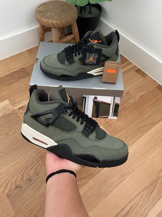 Jordan 4 Retro OG x Undefeated 