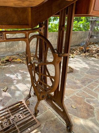 Mueble Singer para máquina de coser