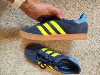 Zapatillas Adidas Gazelle niño T35