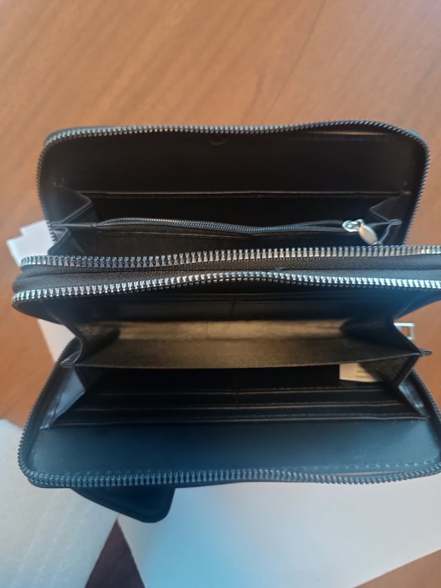 Portafoglio donna nero e blu