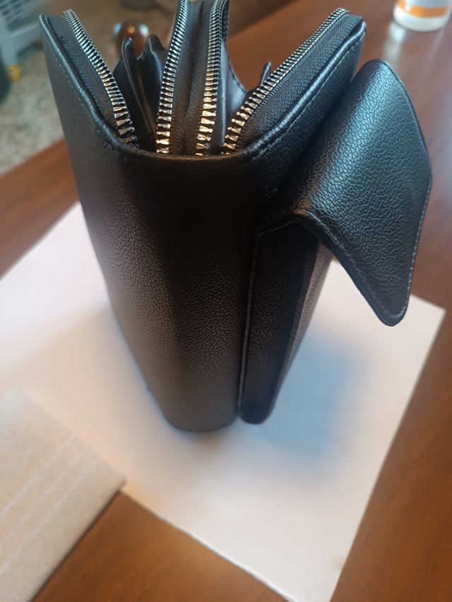 Portafoglio donna nero e blu