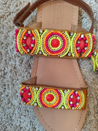 Sandalias Niña Talla 36 Adornadas