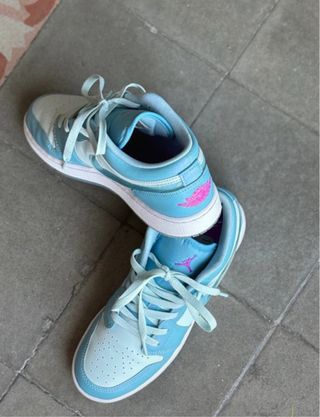Zapatillas Jordan Azul y Morado