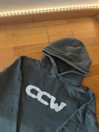 Sudadera Cold Culture Gris Verdoso