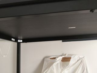 Mesa auxiliar / escritorio negro