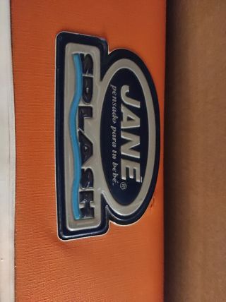 Cambiador de bebé naranja