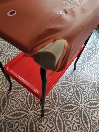 Cambiador de bebé naranja