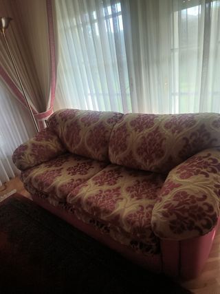 Elegante sofá de 2 plazas en terciopelo