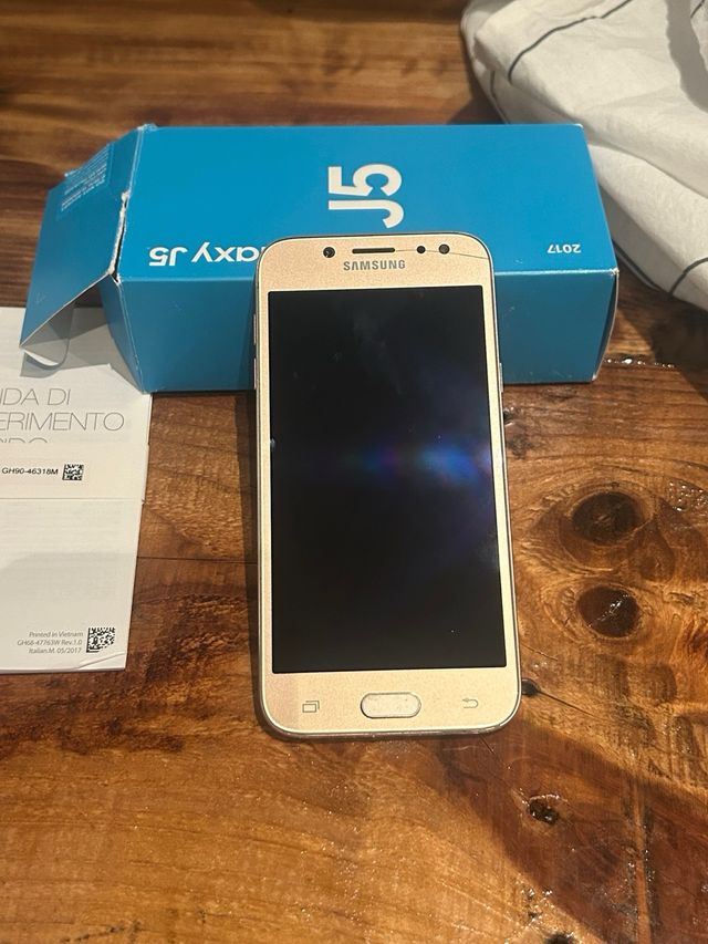 Samsung Galaxy J5 2017 Oro Completo