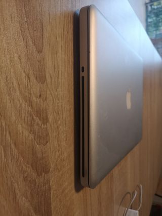 MacBook Pro finales 2011 Plata
