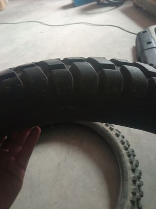 Juego Neumáticos Mixtos/trail como nuevos