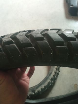 Juego Neumáticos Mixtos/trail como nuevos