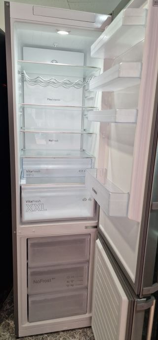 NUEVA DE TARA !!! NEVERA BOSCH INOX
