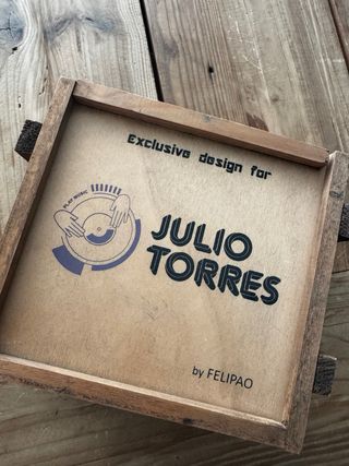 Obra de arte Love Bomb by Felipao