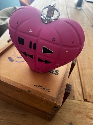 Obra de arte Love Bomb by Felipao