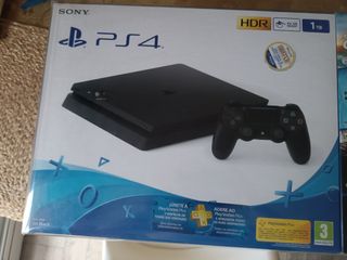 PS4 (PlayStation 4) Negra
