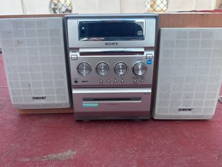 Minicadena Sony Plata y Marrón