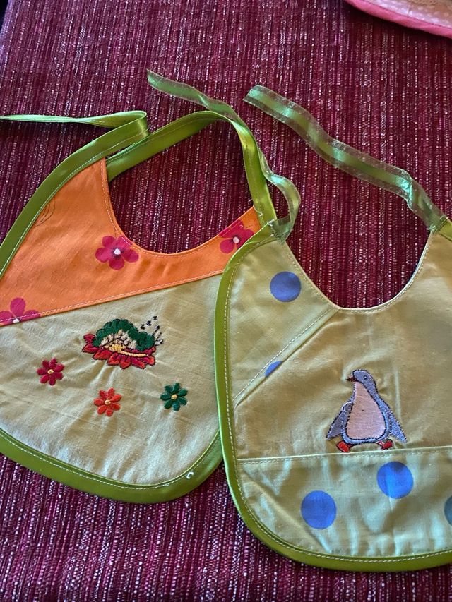 Set bavette bimbo fatte a mano