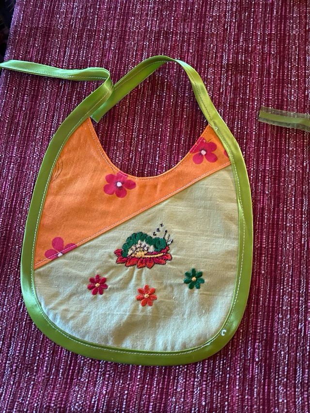 Set bavette bimbo fatte a mano