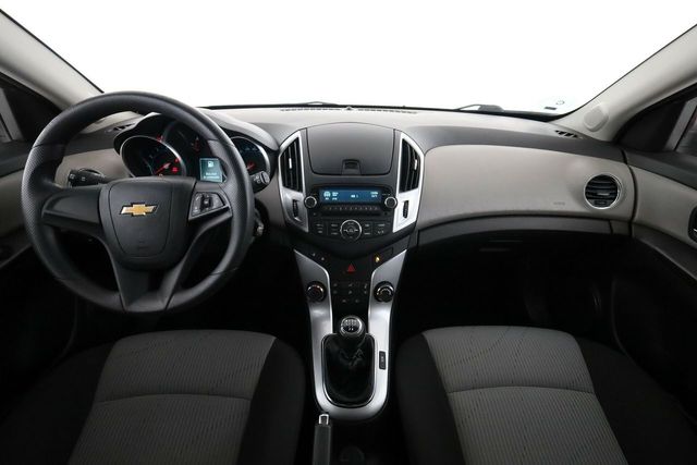 Chevrolet Cruze 1.6 LT
