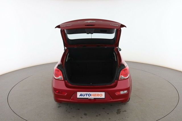 Chevrolet Cruze 1.6 LT