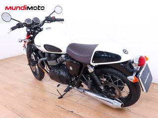 TRIUMPH BONNEVILLE T100