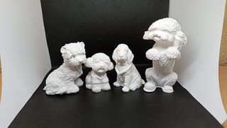 Figuras de perros decorativas