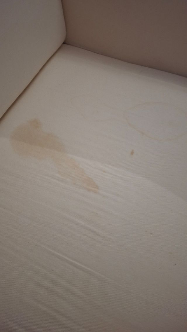 Sofá de tela blanco roto/beige