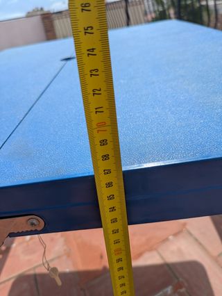 Mesa de camping plegable azul