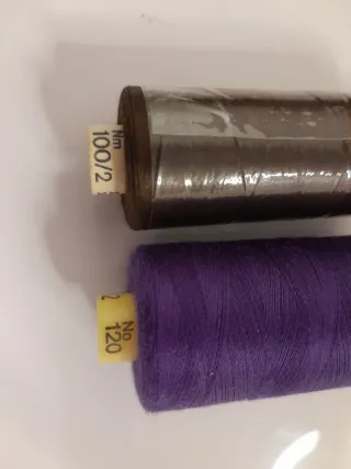 9 bobine di filo per cucito Gütermann