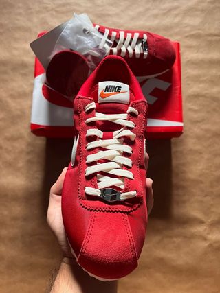 Zapatilla Nike Cortez Rojas y Blanco