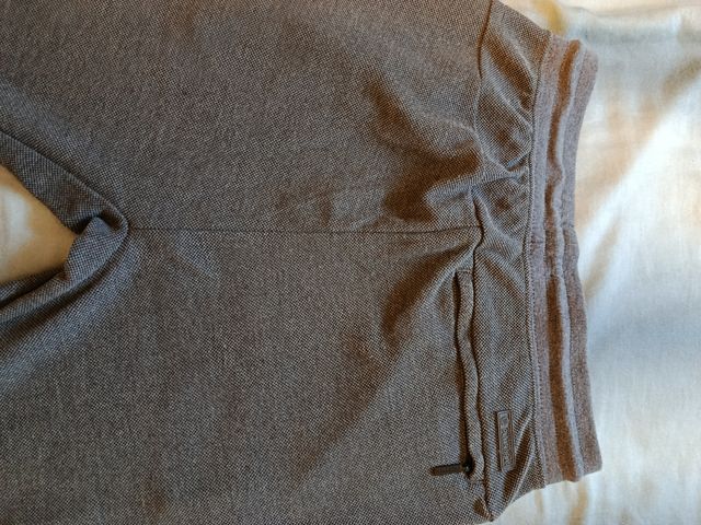 Pantalón deporte gris Pull&Bear talla XS