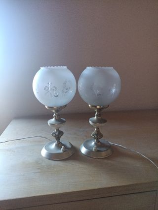 Lámparas de noche plateadas y blancas vintage