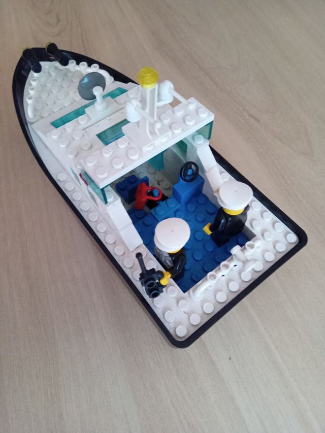 Barco Policía Lego