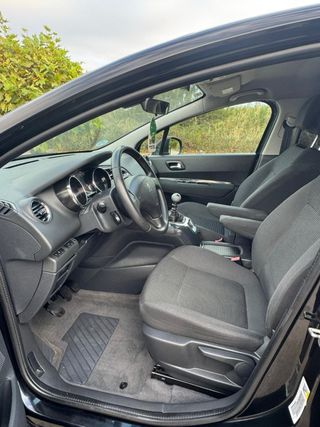 Peugeot 5008 2016 ETIQUETA C VERDE OCASION