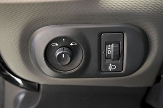 Citroën C4 Cactus   BlueHDi 73KW 100CV Business 