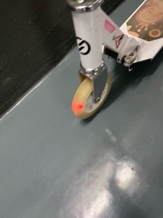Patinete Oxelo Decathlon niña rueda con luz