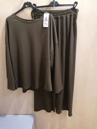 Conjunto mujer pantalón y blusa marron