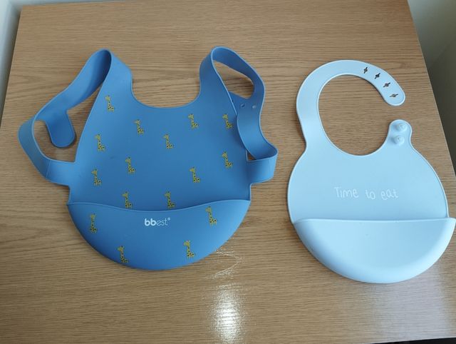 Lote Baberos de Silicona Girafas y Azul