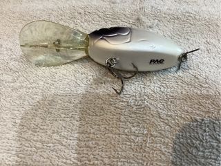Lote 4 señuelos pesca BASS