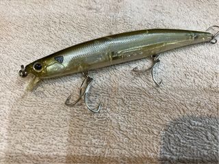 Lote 4 señuelos pesca BASS