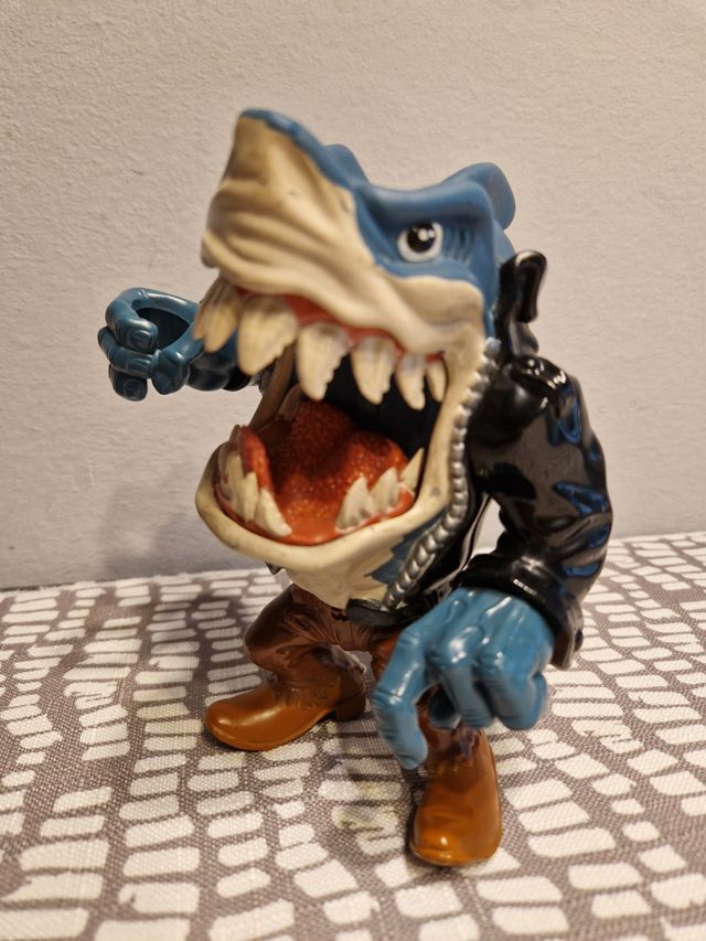 Action Street Sharks