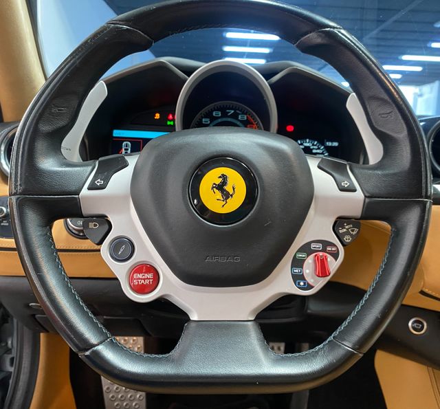 Ferrari FF -