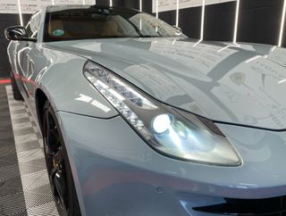 Ferrari FF -