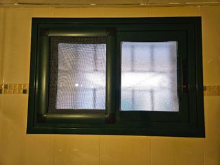 Ventana de baño corredera