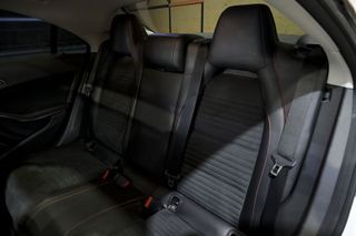 Mercedes CLA MERCEDES-BENZ  CLA 200 